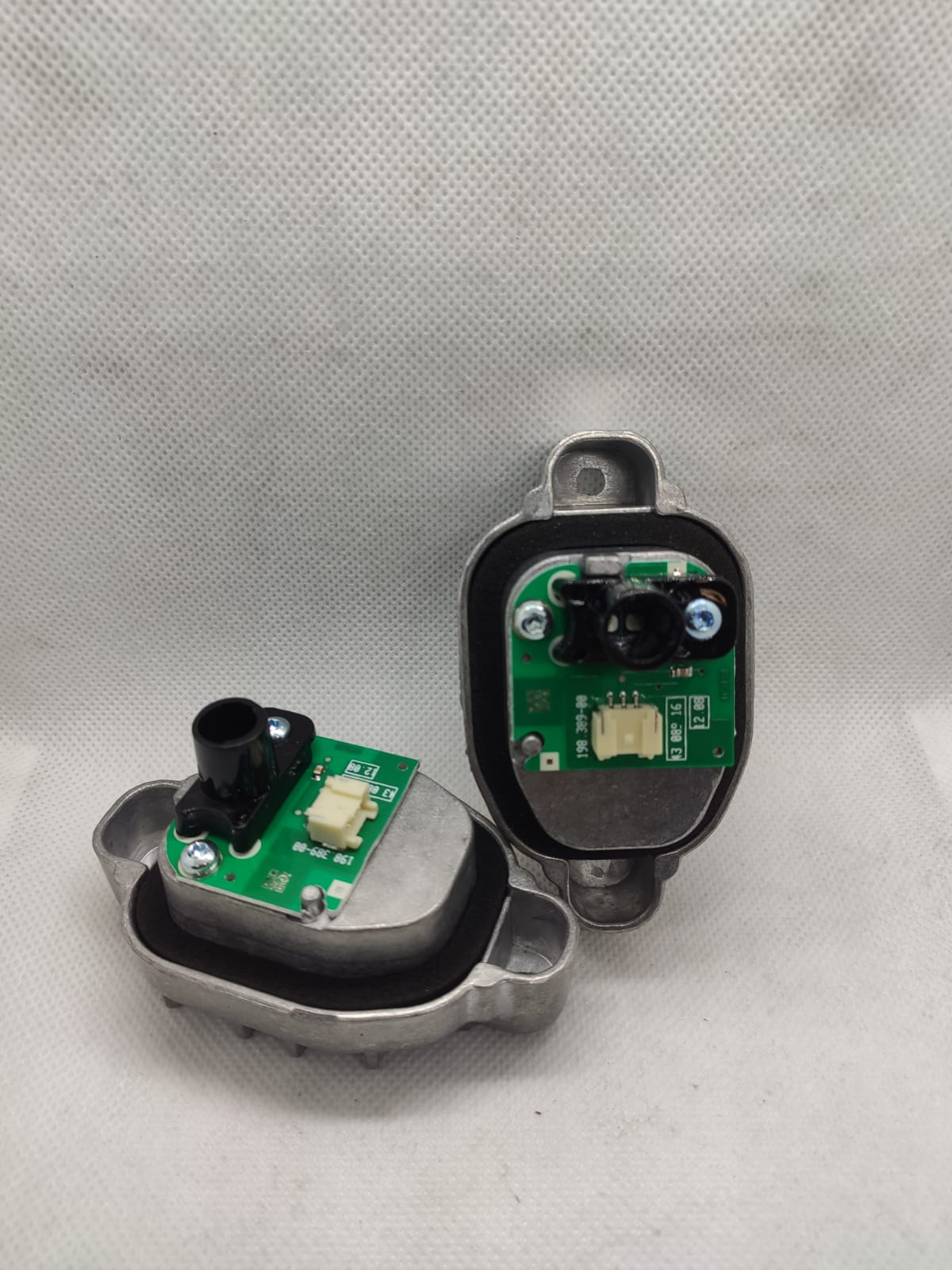 OEM 631117419610 BMW F30 F35 3 LINE PIN FAR LED BEYNI