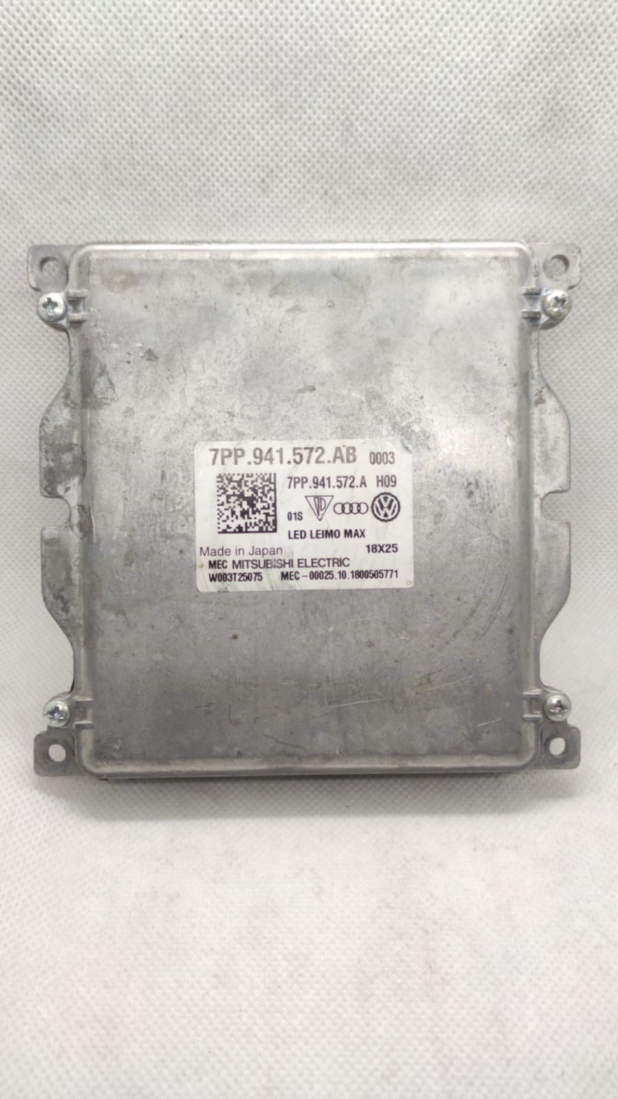 OEM 7PP941572AB VOLKSWAGEN PASSAT XENON FAR BEYNI