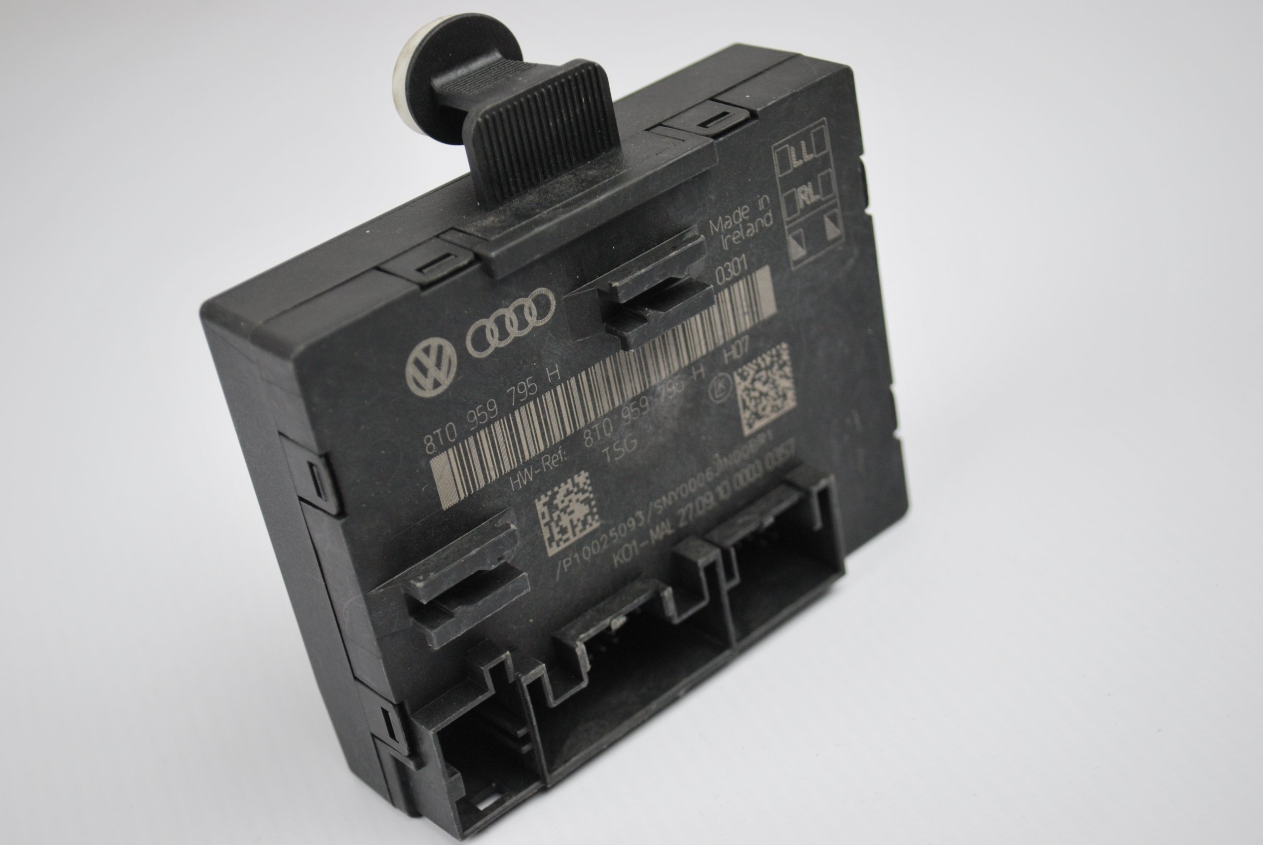 8T0959795H VOLKSWAGEN AUDI A4 A5 S4 S5 KAPI KONTROL MODULU BEYNI
