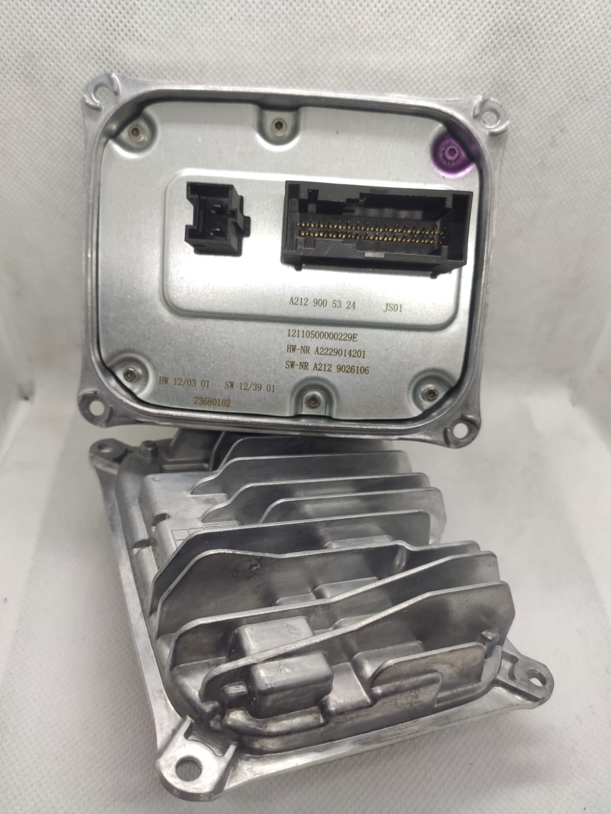 OEM A 212 900 53 24 MERCEDES LED FAR BEYNI