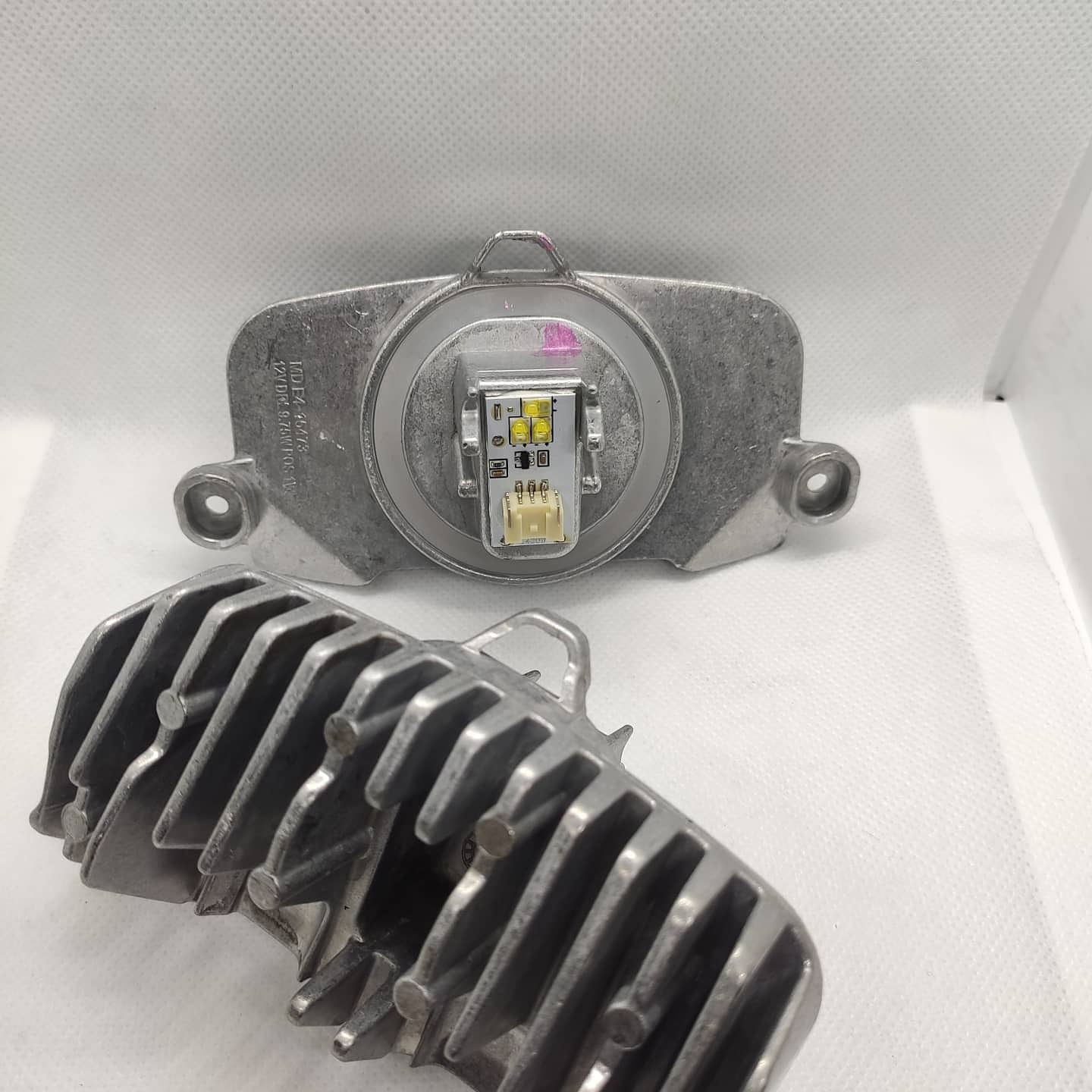 OEM 63 11 7 398 766 BMW F30 F31 F34 F35 LED FAR BEYN